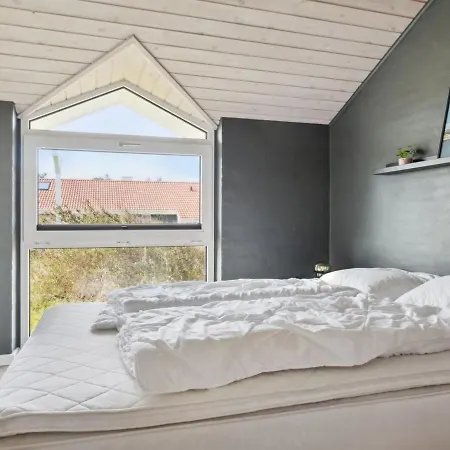 Jenvold - 600m From The Sea By Interhome